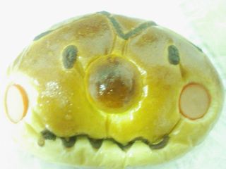 やわらかパンに甘口カレーがうまいのです。